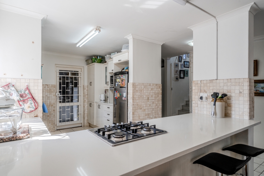 4 Bedroom Property for Sale in Northshore Western Cape